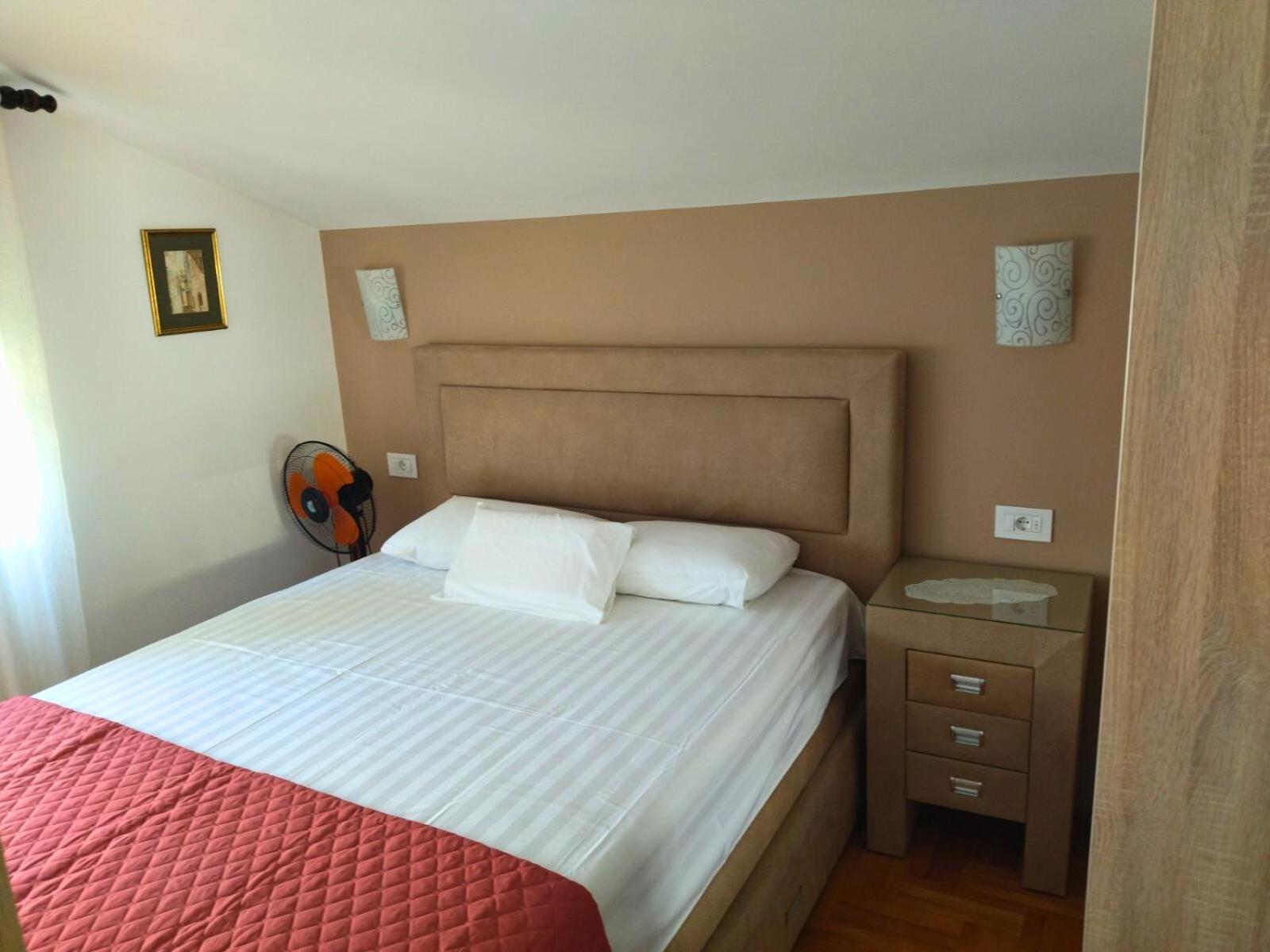 Apartmani Asanovic بودفا المظهر الخارجي الصورة